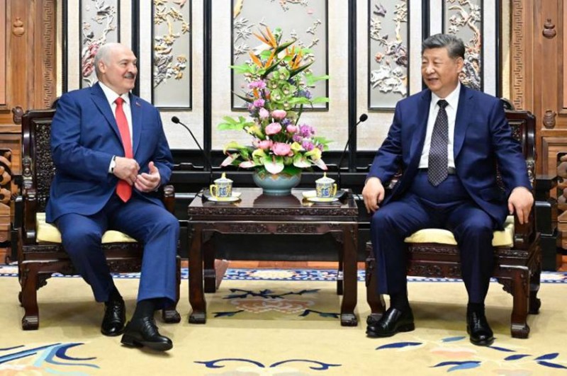 Xi Jinping meets with Belarusian President