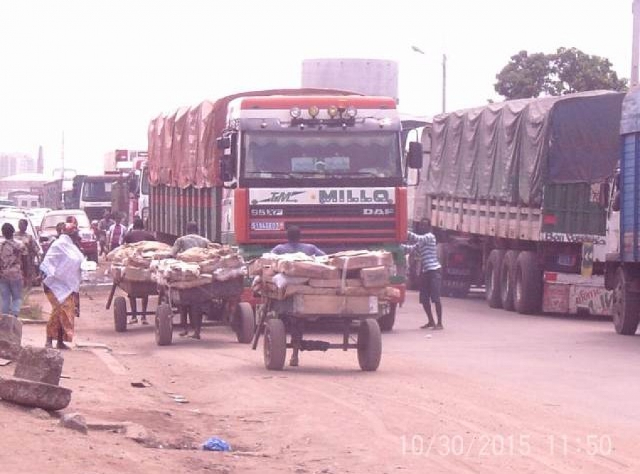 Port autonome d’Abidjan : Des rues transformées…en  parkings