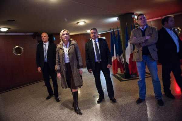 « Panama Papers » : comment des proches de Marine Le Pen ont exfiltré de l’argent de France