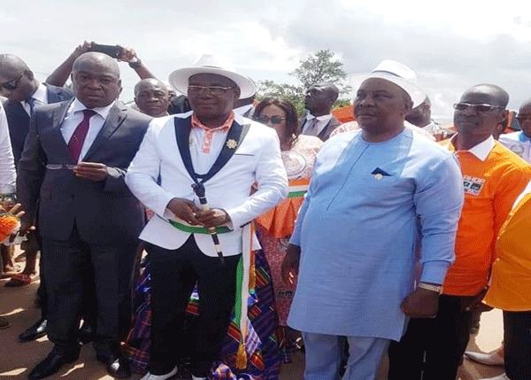 Serey Doh Célestin (en veste blanche) a été investi en présence des ministres Adjoumani et Issa Coulibaly