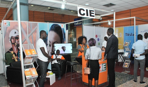 Le stand de la Cie lors du Salon international de la dématérialisation, de l’externalisation et de la relation client (Siderc).
