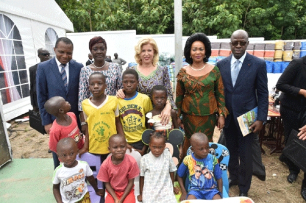 La cérémonie d’inauguration de ce centre s’est déroulée dans l’enceinte de ladite structure, le jeudi 07 juin 2018, en présence Monsieur Jean-Claude Kouassi, Ministre de l’Emploi et de la Protection Sociale, Président du Comité Interministériel de lutte contre la Traire, l’Exploitation et le Travail des Enfants (CIM), Madame Mariatou Koné, Ministre de la Famille, de la Protection de l’Enfant et de la Solidarité et vice-Présidente du CIM