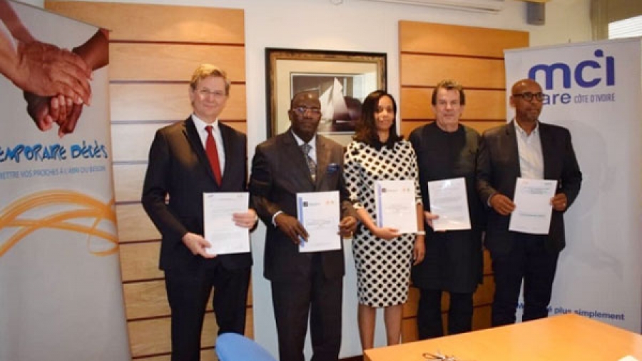 La convention de partenariat entre les deux entités a été signée, récemment au Plateau, par Atsain Yapi, président de la Mfdi, Jean-Louis Bilé, directeur général Mci Care Côte d’Ivoire et Mme Seynabou Yodé, directrice générale adjointe de Saham assurance-Vie.