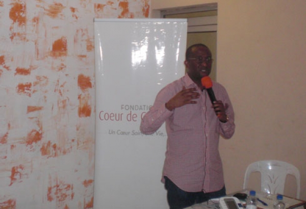 Dr Charles-Philippe Zobo, lors de sa conférence sur l'AVC.