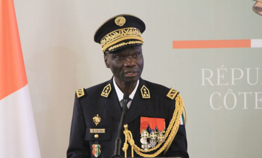 Le général de corps d'armée Touré Sékou.