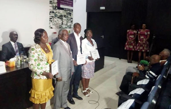 De gauche à droite: Dr Yao Akoua Clémentine, le président Hauhouot Asseypo, Tuo Karim et Dr Aka Kouadio Ayébé Edwige.
