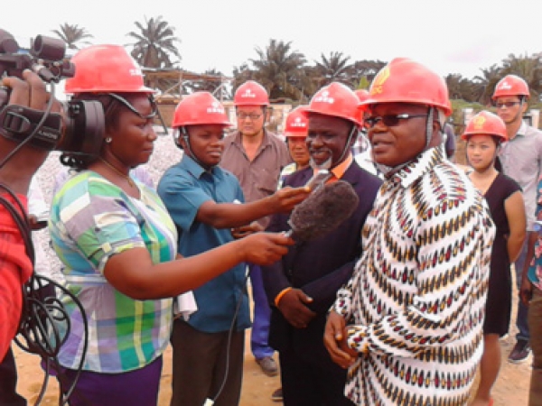 Anyama: « Les travaux de bitumage de l’axe principal se situent entre 60 et 70% », selon le maire Amidou Sylla