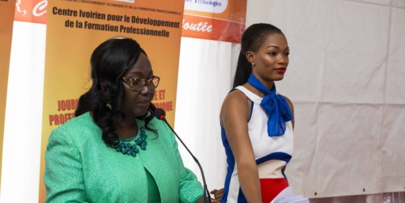 Mme Brigitte Agnissan, directrice du Cidfor au micro (DR)