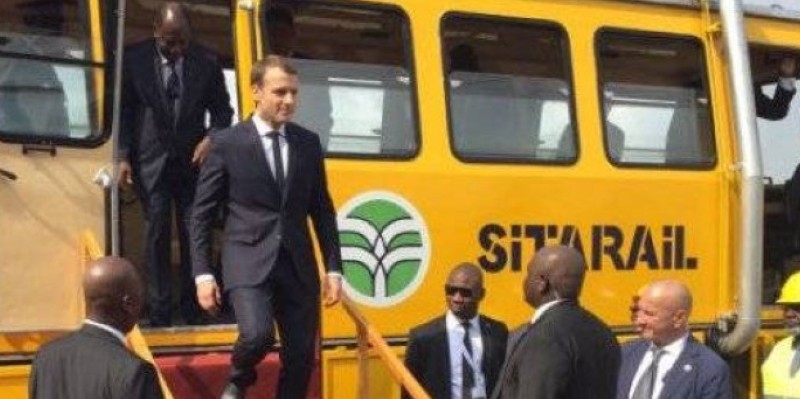 Le Président Macron, lors du lancement des travaux du métro d'Abidjan. (DR)