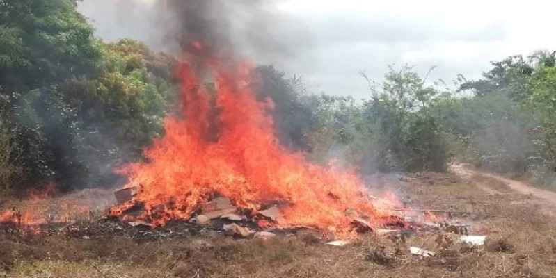 Des produits prohibés incinérés à Bouaké. (DR)