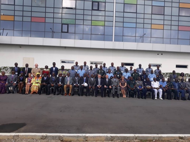 Photo de famille des membres du cesa (Jean Bavane Kouika)