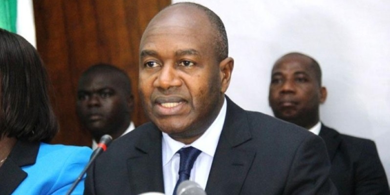 Le ministre de l'administration du territoire et de la décentralisation Sidiki Diakié