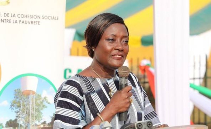 Professeur Mariatou Koné, ministre en charge de la solidarité