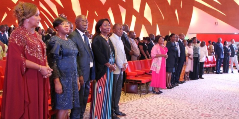 




Clément Akobé a fait sa prédication devant de nombreuses personnalités présentes à «un 31 pour Christ». (Ph : J. Kouadio).