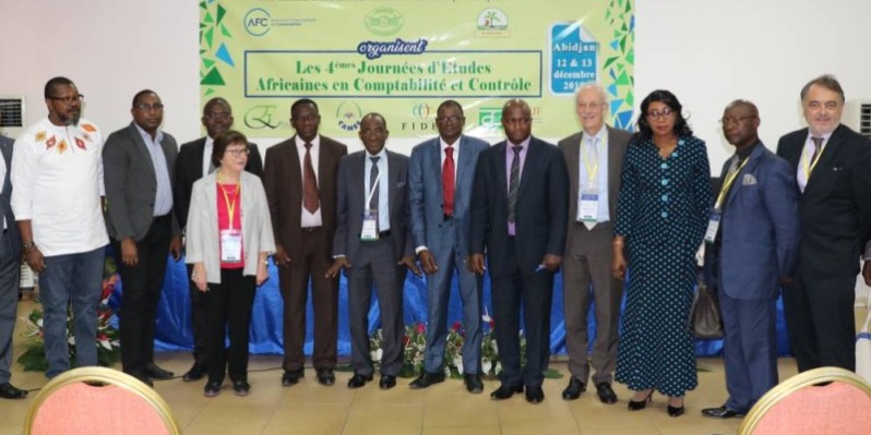 La rencontre scientifique a été organisée, de façon conjointe, par les Université Félix Houphouët Boigny (Ufhb),  et Jean Lorougon Guédé de Daloa (Ujlog) en partenariat avec l’Ordre des Experts-Comptables de Côte d’Ivoire (Oec-ci).(DR)