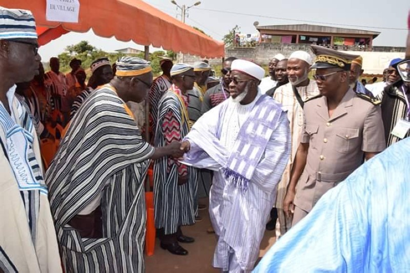 Cheick Boikary Fofana a échangé avec les chefs traditionnels de Toulepleu. (Saint-Tra Bi)