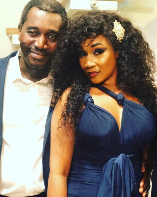 Issiaka Sawadogo et Emma Lohoues, deux acteurs de la série ‘’Assinie’’. (DR)