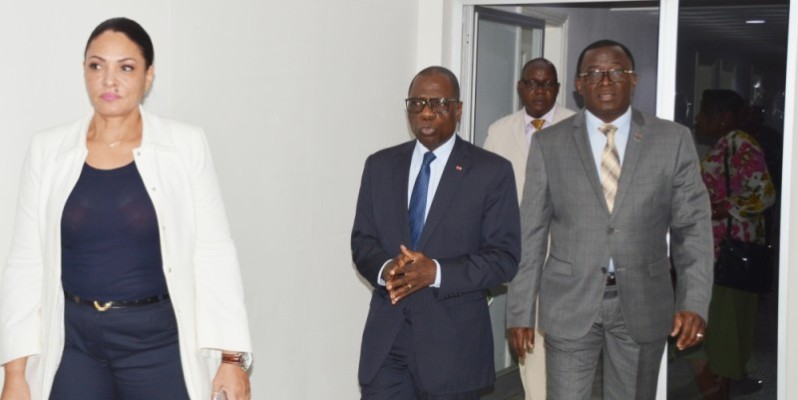Le ministre des Sports a procédé à une visite des locaux de la Cocan. (DR)