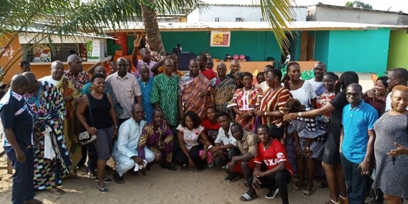 La photo de famille après la cérémonie des vœux. (William N.)