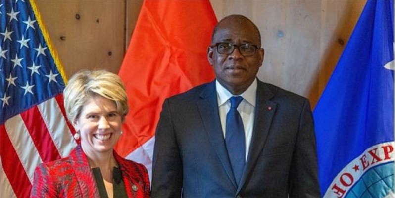L’Ambassadeur de Côte d’Ivoire aux Etats-Unis, Mamadou Haïdara et la présidente du groupe américain Export-Import Bank of the United States (EXIM), Kimberly A. Reed.
