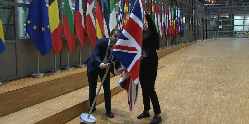 Le drapeau britannique retiré du Conseil européen à Bruxelles.(DR)