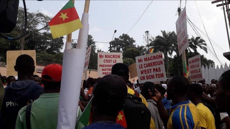 Au Cameroun, la rue répond  à Emmanuel Macron (DR)