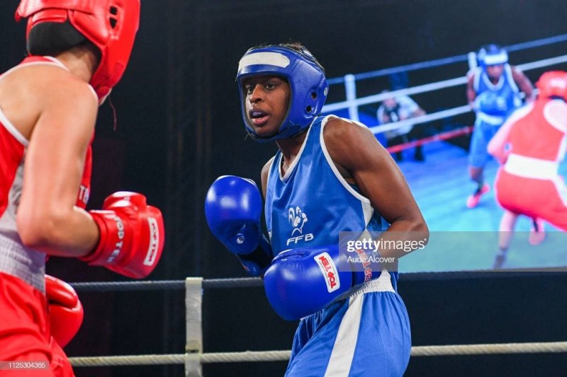 Amina Zidani (in red) competes against Mariam Sidibe during the Women's French Championship Amateur on February 16, 2019 in Vigneux sur Seine, France. (Photo by Aude Alcover/Icon Sport via Getty Images)