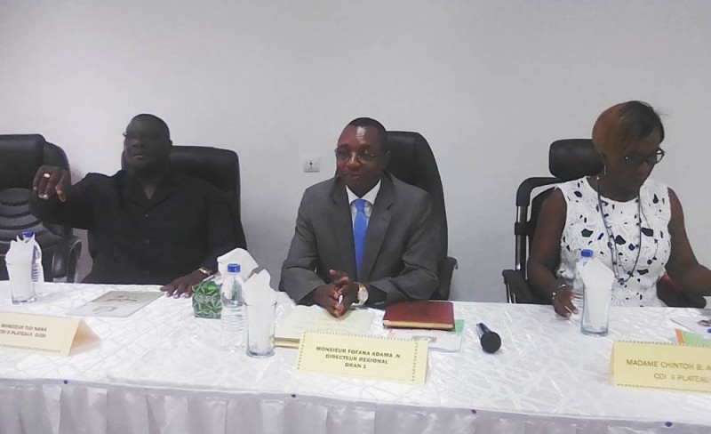 Le nouveau directeur régional M. Fofana lors de sa tournée dans les Cdi (DR)