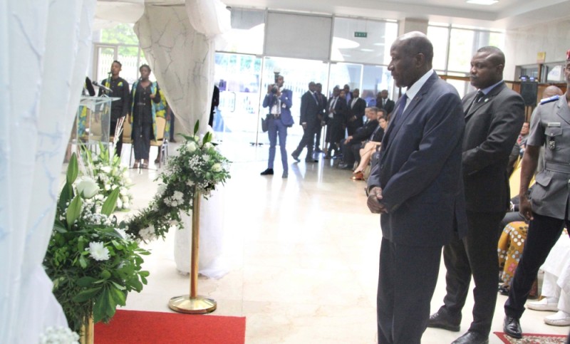 




Le ministre des Affaires étrangères, Marcel Amon Tanoh, a eu des mots élogieux à l’endroit de l’illustre disparu. (Photos : Véronique Dadié)