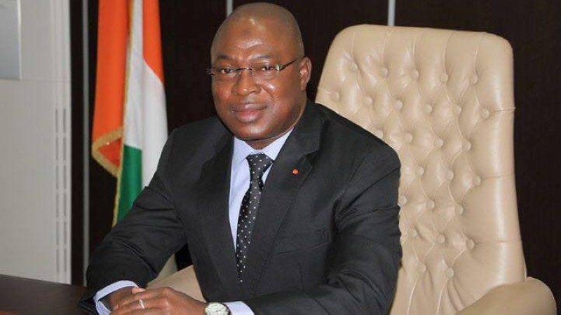 Le général Issa Coulibaly, ministre de la Fonction publique. (DR)