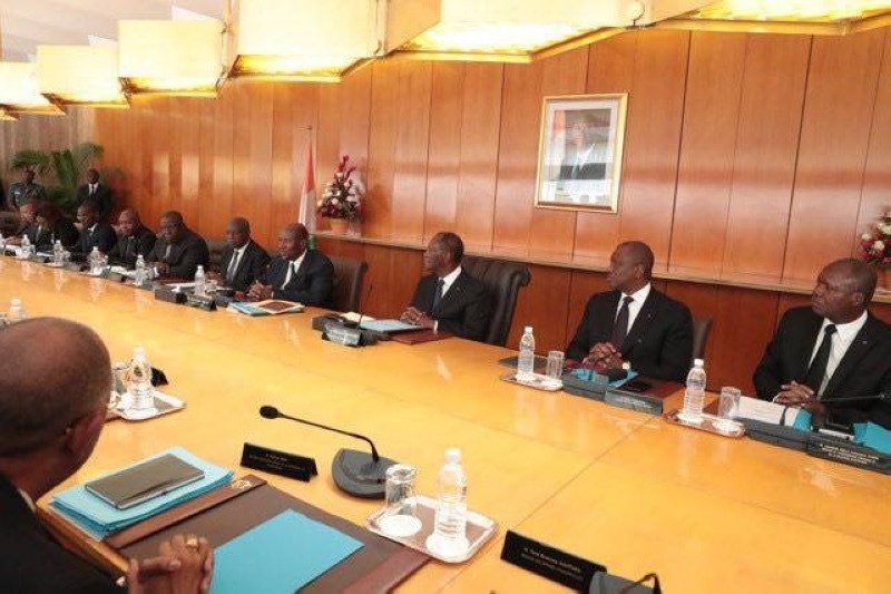 Le conseil hebdomadaire des ministres présidé par le Président Ouattara