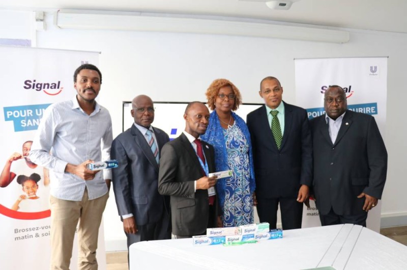 Des membres de l’Association des Ondo stomatologies de Côte d’Ivoire (Aosci) et ceux d'Unilever