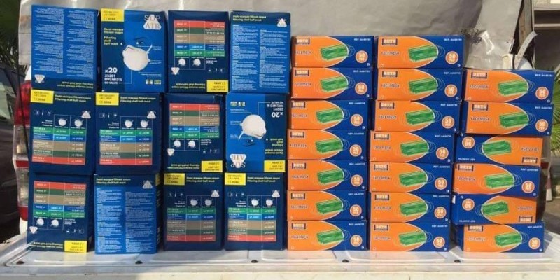 Les premiers dons à l'Institut national d'hygiène publique sont constitués de lots de masques. (PHOTO : DR)