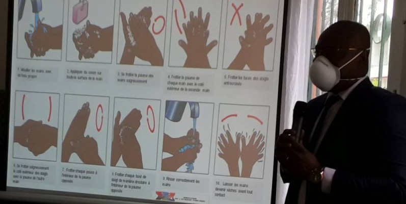 cette formation a permis aux apprenants de comprendre comment fonctionne le covid-19. (DR)
