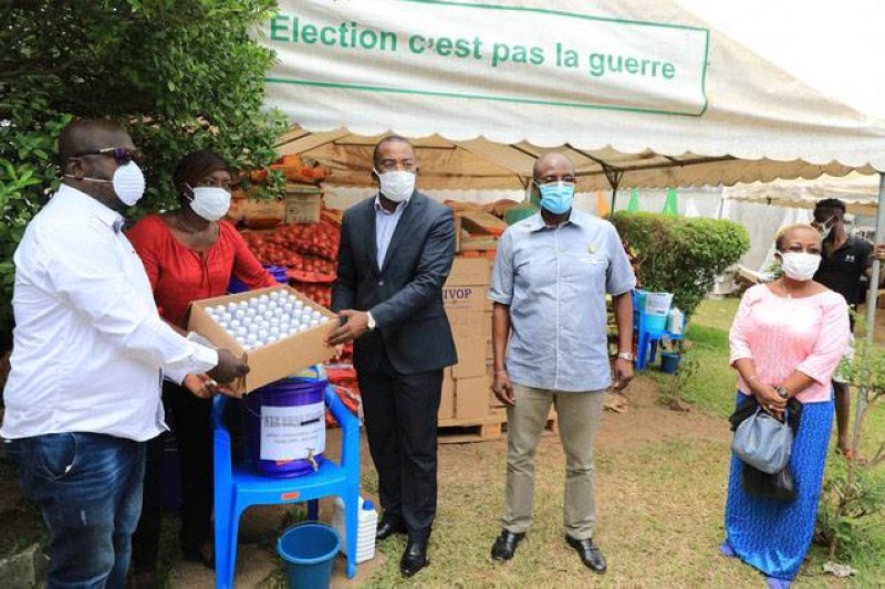 Le président de la région du Moronou, Pascal Affi N'Guessan, également président du Fpi (DR)