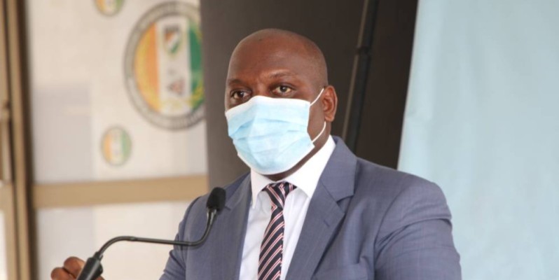 Dr Serge Yapo, directeur commercial et marketing de la Nouvelle pharmacie de la santé publique de Côte d’Ivoire (Npsp-Ci). (Joséphine Kouadio)