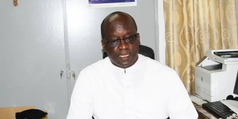 L'Abbé Augustin Obrou a annoncé que la messe de Pâques sera retransmise en direct. (Joséphine Kouadio)