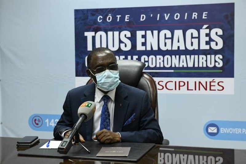 Le ministre de la Santé et de l'Hygiène publique, Dr Aka Aouélé