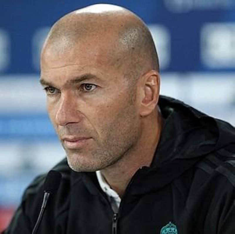 Zinedine Zidane fait parler son coeur pour lutter contre le Covid-19 en Algérie. (DR)