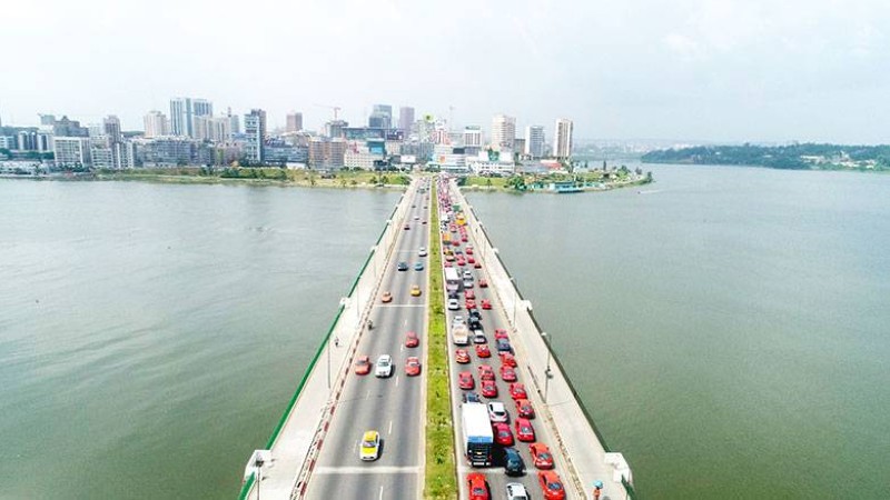 the-challenge-of-urban-mobility-in-abidjan-780x439