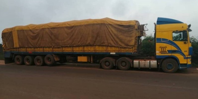 Un des trois camions saisis sur l'axe Presso-Ghana. (Gendarmerie)