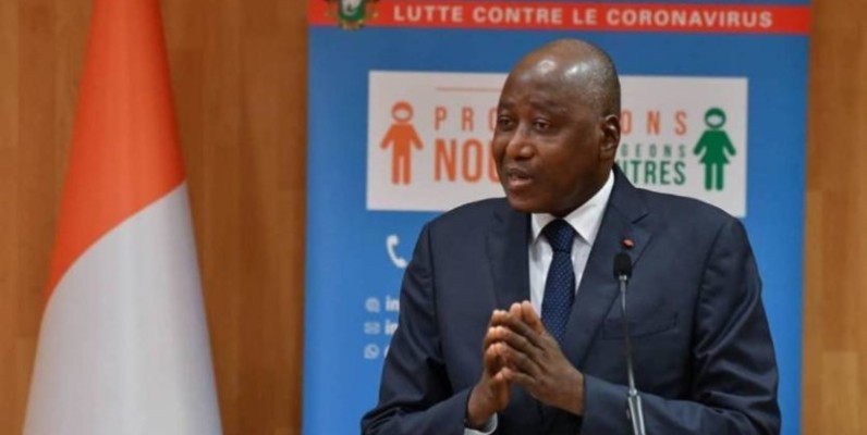 Amadou Gon Coulibaly, Premier ministre de la Côte d'Ivoire, lors de son point presse sur la riposte contre le Covid-19. (DR)
