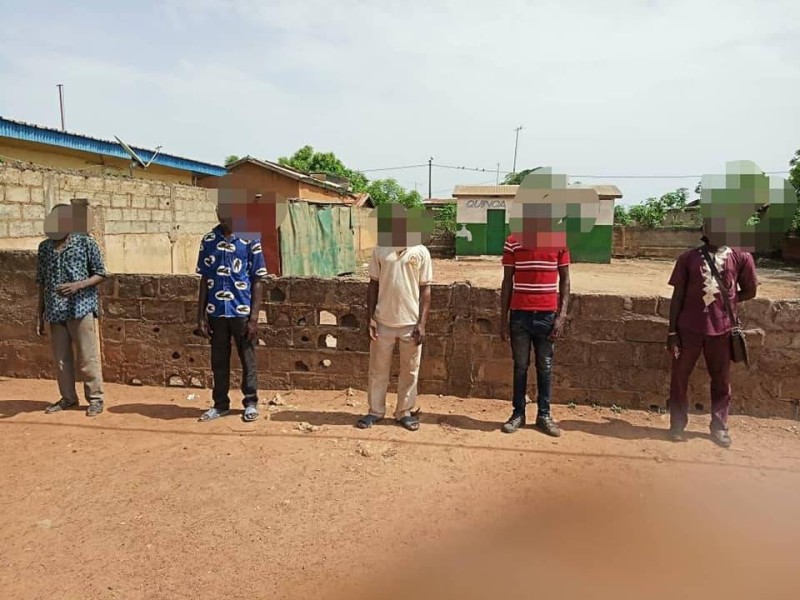 Une vue des individus interpellés par les gendarmes. (DR)