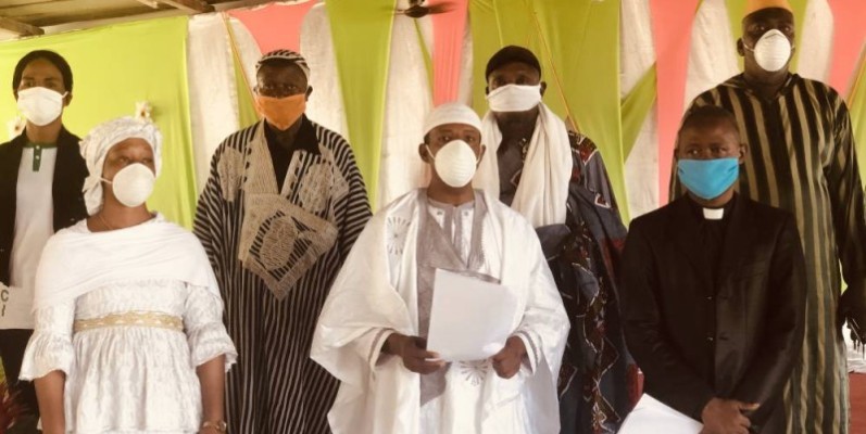 Des guides religieux, le conseil supérieur des chefs coutumiers et des membres de la société civile ont salué les mesures engagées par les autorités pour contrer le Covid 19.  PHOTO: DR
