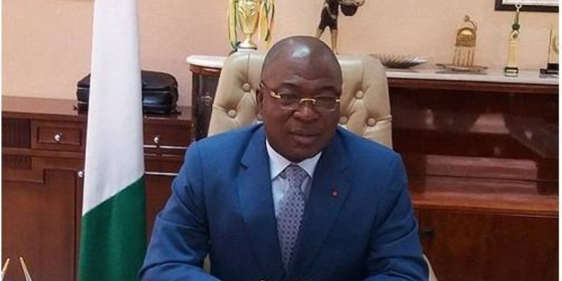 Le général Issa Coulibaly, ministre de la Fonction publique. (DR)