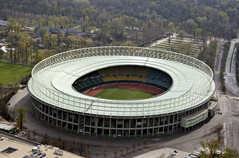 Une vue d'un terrain de football. (DR)