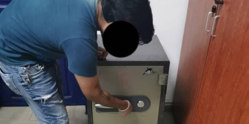 Le coffre-fort volé, retrouvé par la police. (DGPN)