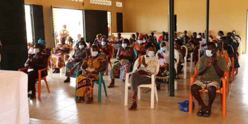 Les restauratrices de Béoumi et de Sakassou ont salué le geste du ministre Sidi Touré. (DR)