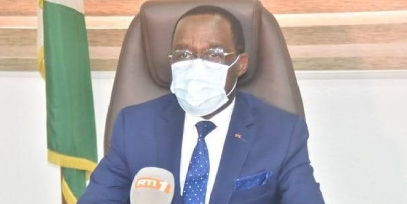 Eugène Aka Aouélé, ministre de la Santé et de l'Hygiène publique. (Dr)