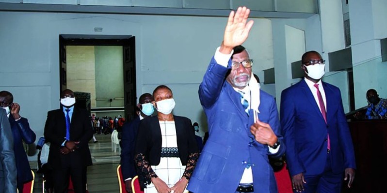 Les nouveaux membres du Conseil de l'Anp, avec à leur tête, Samba Koné, représentant le Président de la République de Côte d'Ivoire, ont prêté serment. (Dr)
